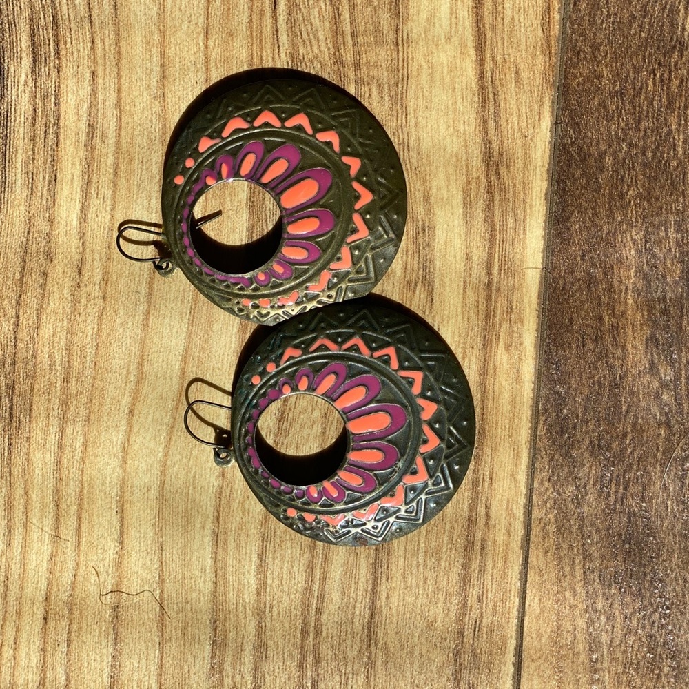 TRIBAL PRINT HOOP EARRING